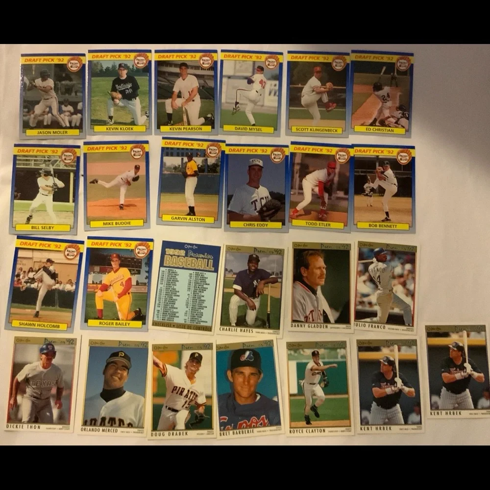 Bundle of Baseball Cards Lot 416